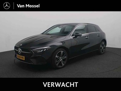 Mercedes-Benz A-Klasse A 250 e Luxury Line 1