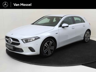 Mercedes-Benz A-Klasse 250 e Luxury-Line 3
