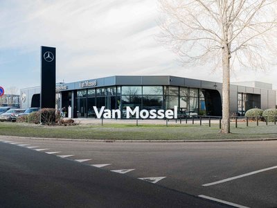 Mercedes-Benz A-Klasse 180 AMG Line 2