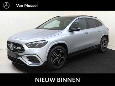 Mercedes-Benz GLA GLA 250 e Business Solution AMG 4